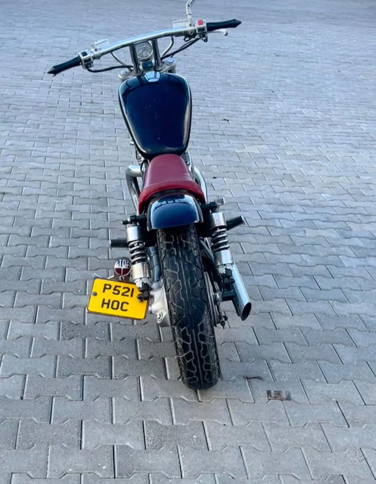 Suzuki intruder viti 1997 – Tiranë