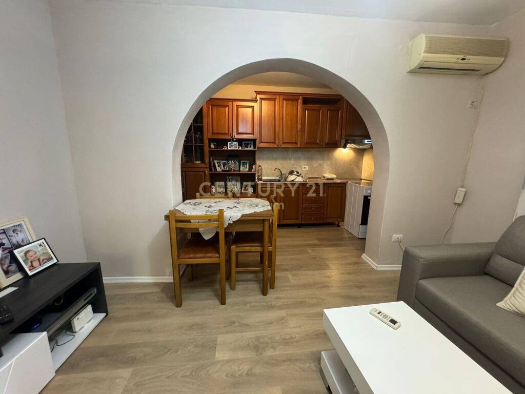 APARTAMENT 1+1 PER QIRA PRANE RRUGES ALI VISHA – Tiranë - 1