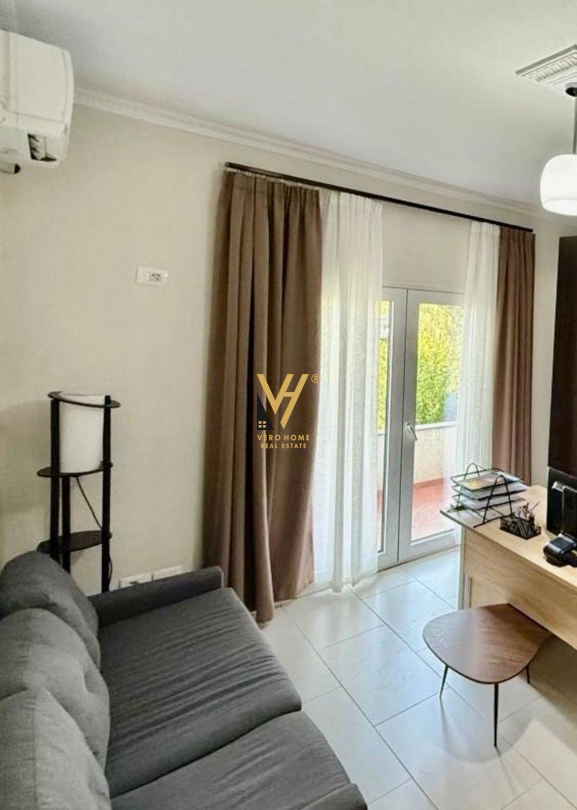 JEPET APARTAMENT 3+1+2+3BLK ME QERA TE RR.FUAT TOPTANI 700 E – Tiranë