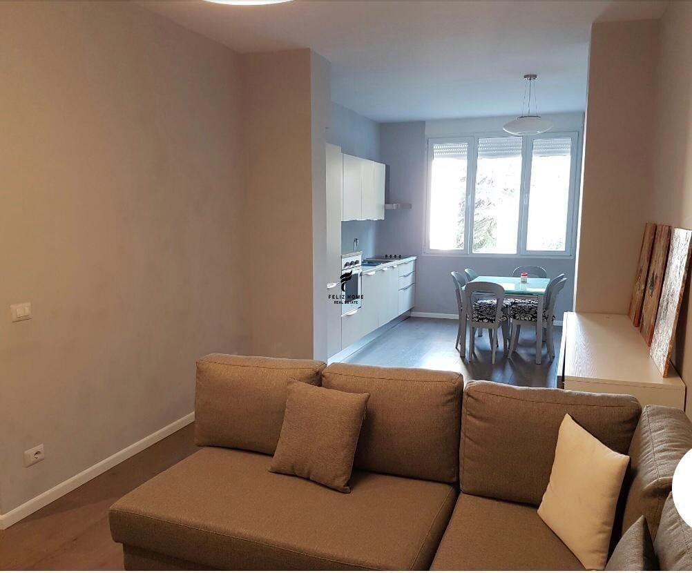 APARTAMENT ME QERA 1+1 BLLOK 85.000 LEKE FH-77175 – Tiranë