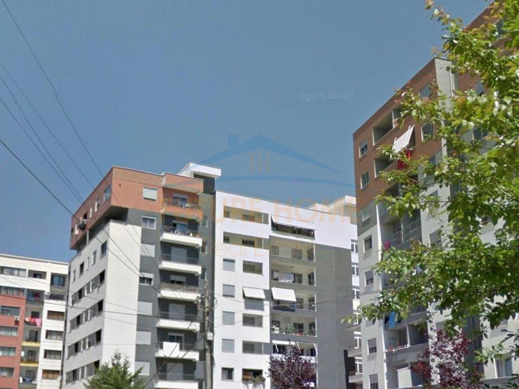 0692268458 Shitet, Apartament 2+1+2, Unaza e Re, Tiranë – Tiranë