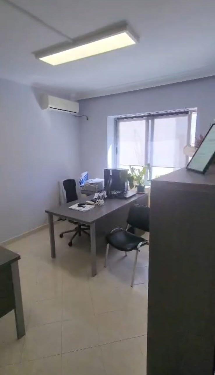 Jepet me qera ambient Zyre ne Bllok ID 5763 – Tiranë