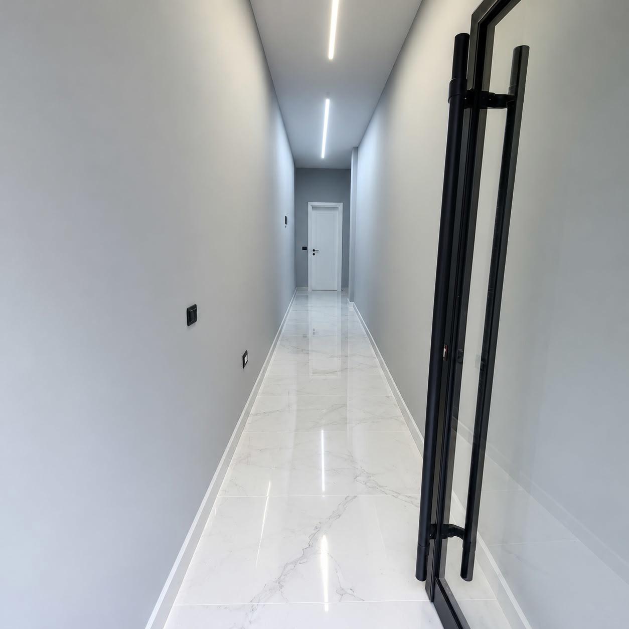🏪 SHITET DYQAN | RRUGA MARKO BOÇARI 📍 – Tiranë
