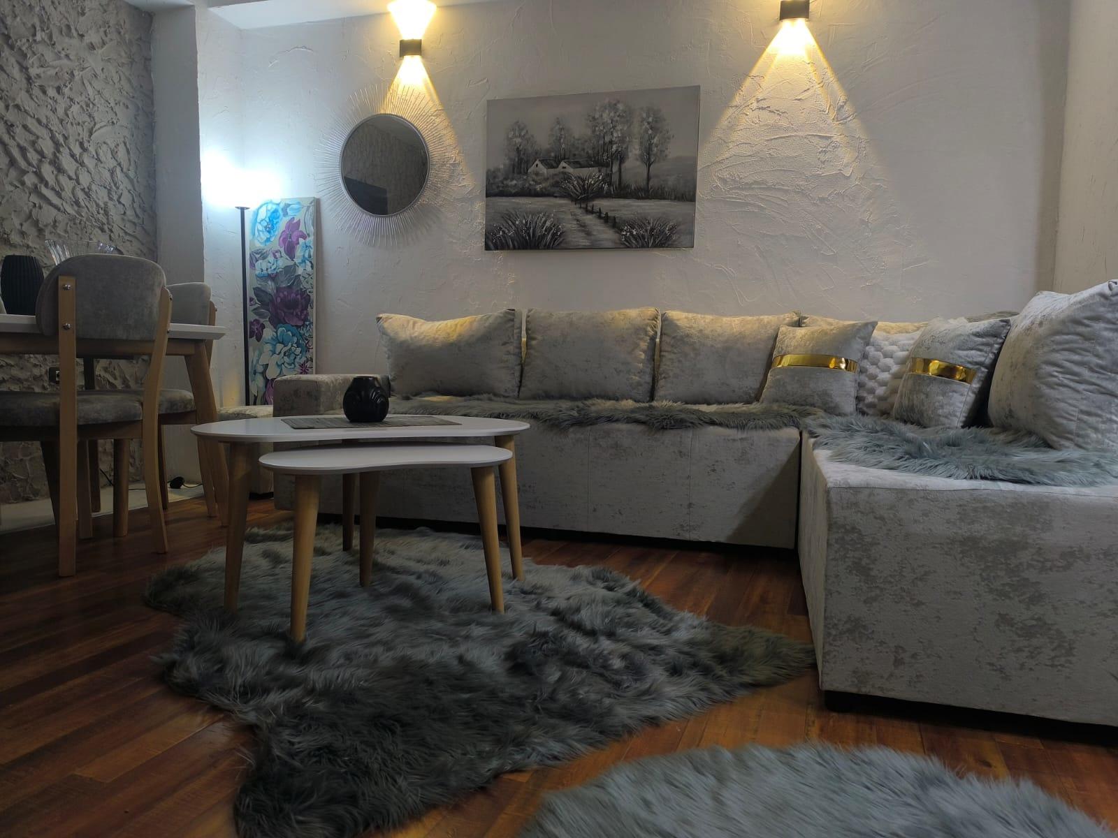 Vile Me Qera 2+1 Ne Qender (ID BV22724) Tirane – Tiranë