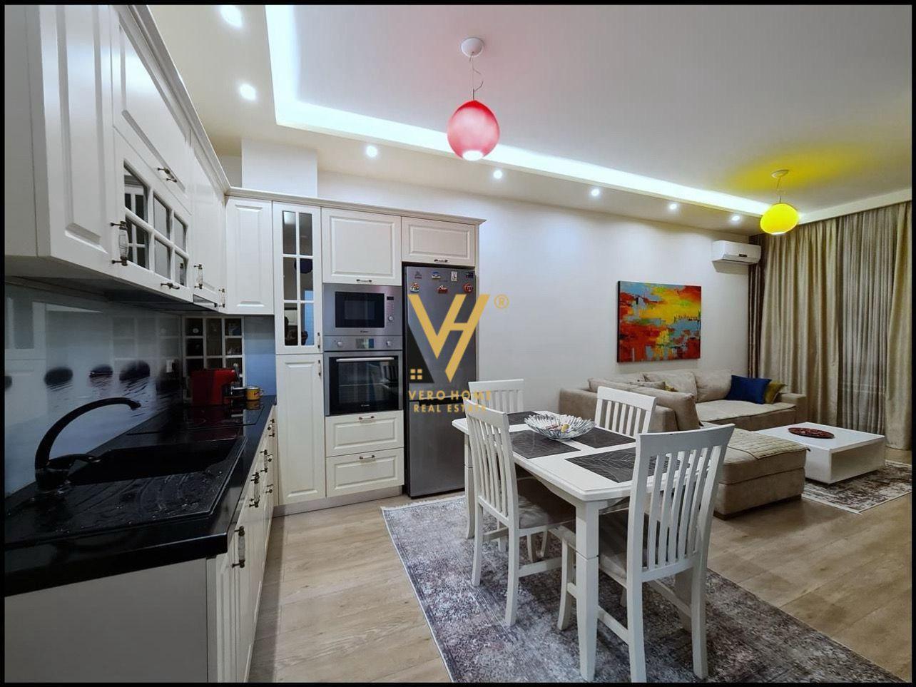 JEPET APARTAMENT 1+1+BLK ME QERA TE KOMUNA E PARISIT 700 EUR – Tiranë