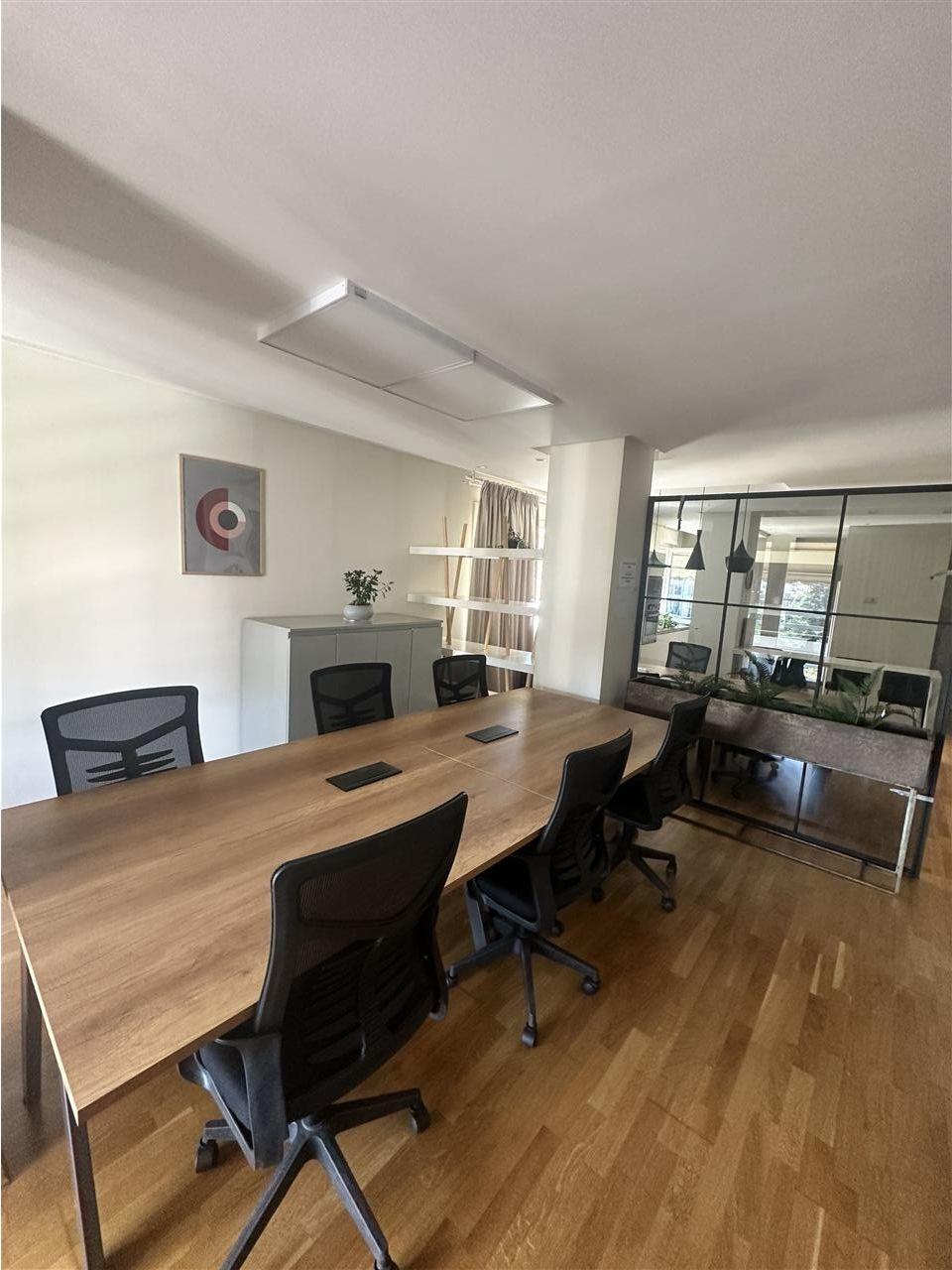 ZYRE ME QERA 140 M2 BLLOK 3.200 EURO – Tiranë