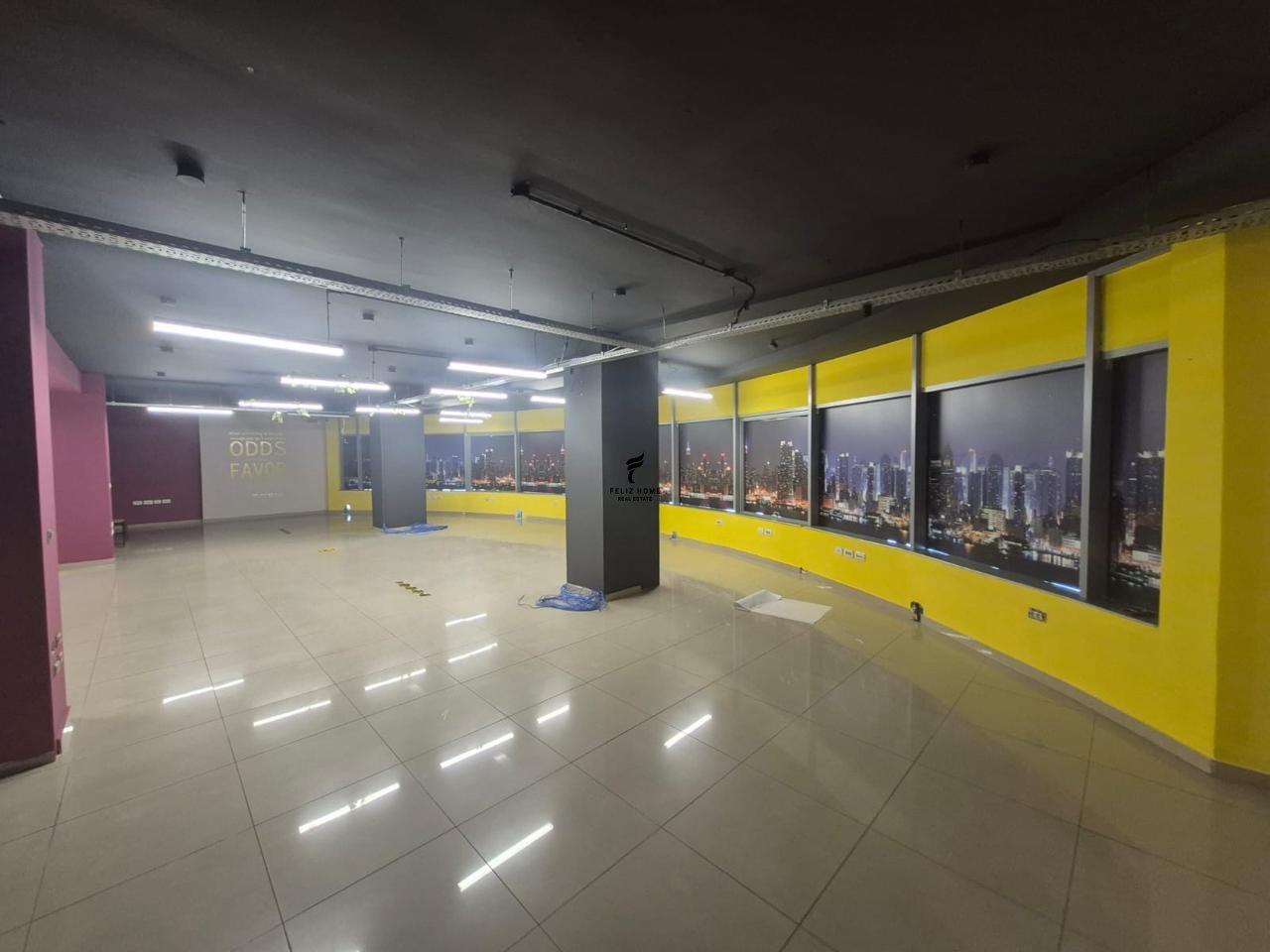 ZYRE ME QERA 258M2 SELVIA 230.000 LEKE FH-83357 – Tiranë