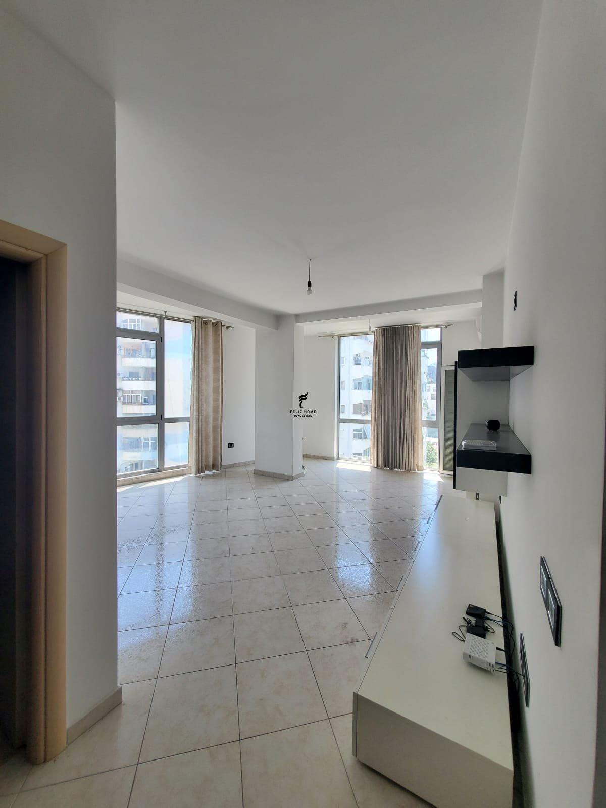 SHITET APARTAMENT 2+1 KOMUNA E PARISIT 365.000 EURO FH-81369 – Tiranë - 1