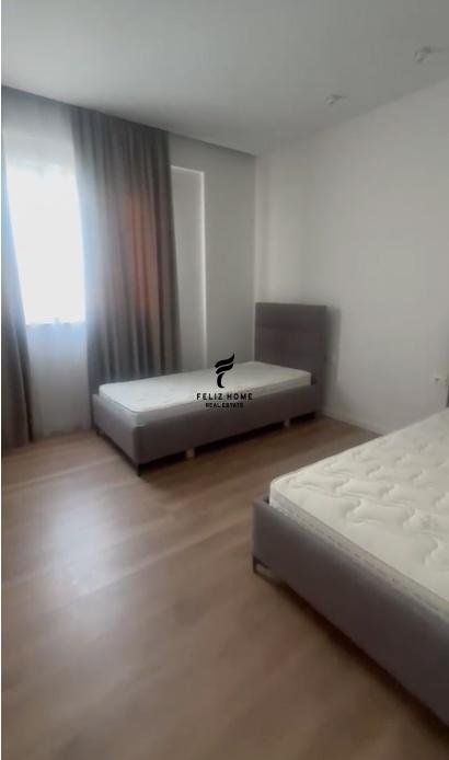 APARTAMENT ME QERA 2+1 FUSHA E AVIACIONIT 120.000 LEKE FH-84 – Tiranë - 1