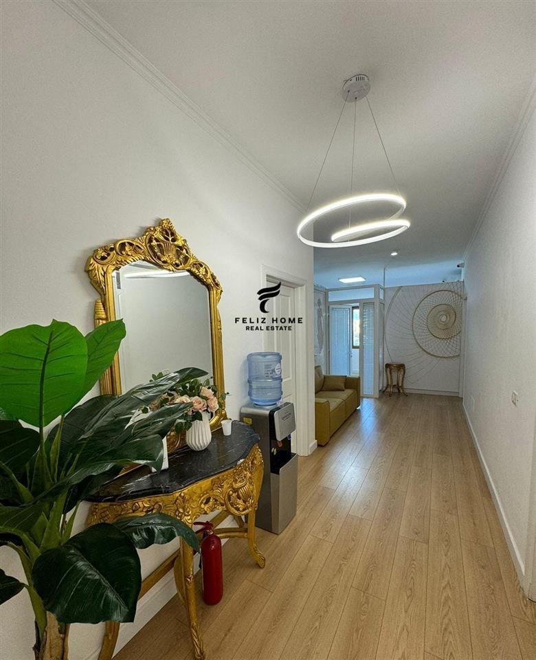 AMBIENT BIZNESI ME QERA 100 M2 LIQENI I THATE 1500 EURO – Tiranë