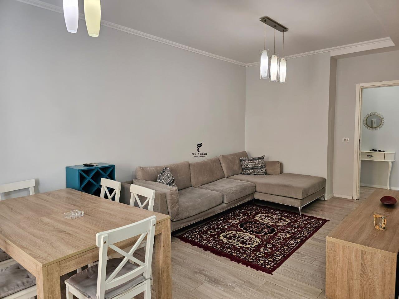 APARTAMENT ME QERA 2+1 LIQENI I THATE 80.000 LEKE FH-70726 – Tiranë