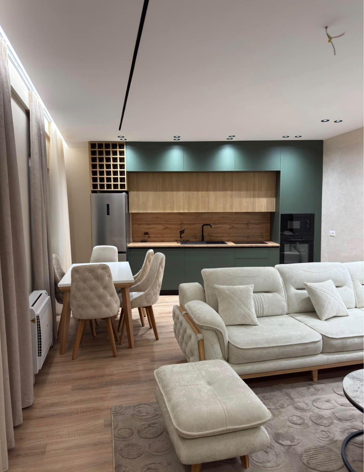 APARTAMENT ME QERA 2+1 BULEVARDI I RI 75.000 LEKE FH-95030 – Tiranë