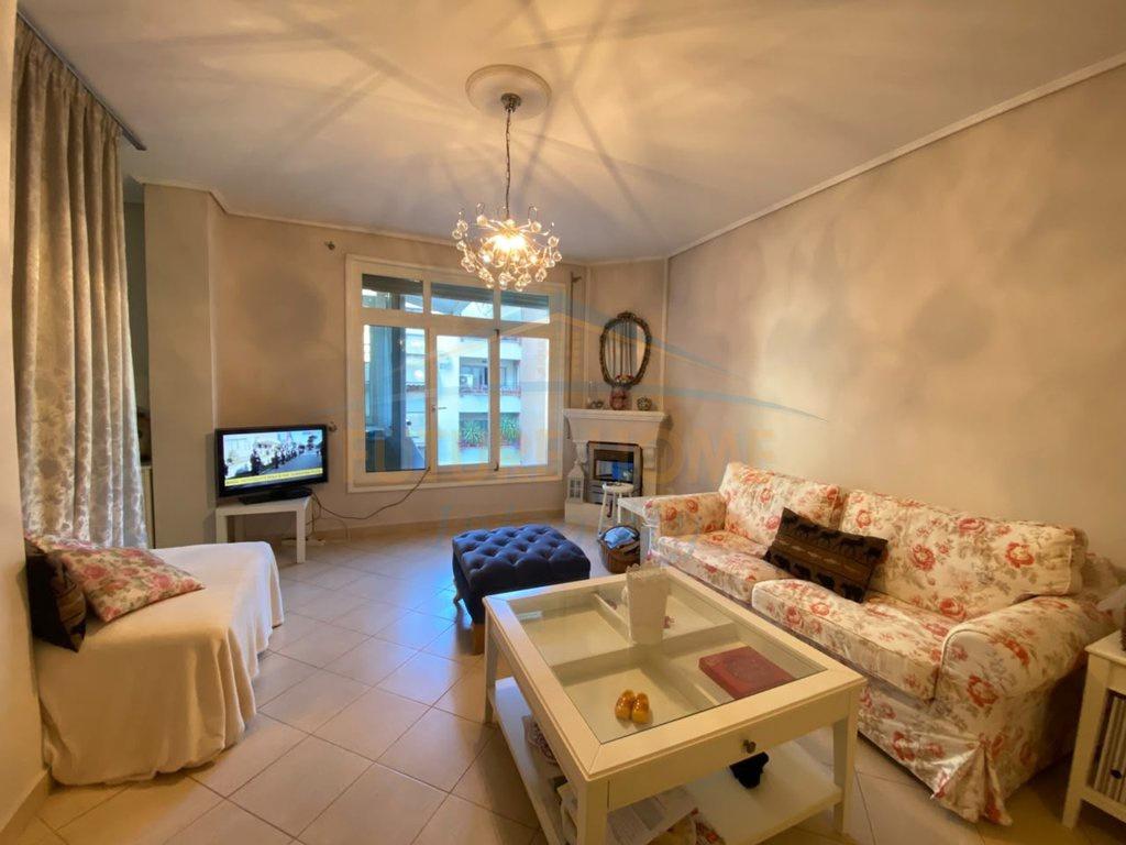 0692268458 Shitet, Apartament 1+1, Kopshti Zoologjik, Tiranë – Tiranë
