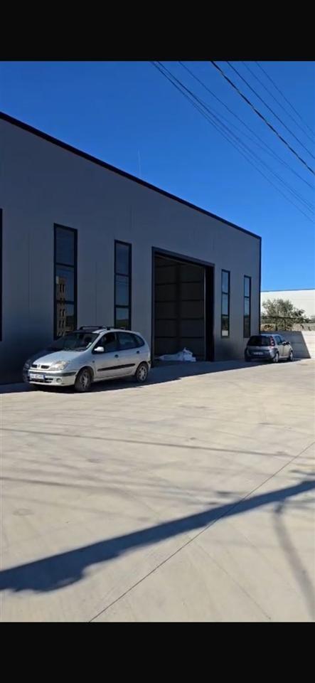 KAPANON ME QERA 1000 M2 VORE 2.000 EURO – Tiranë