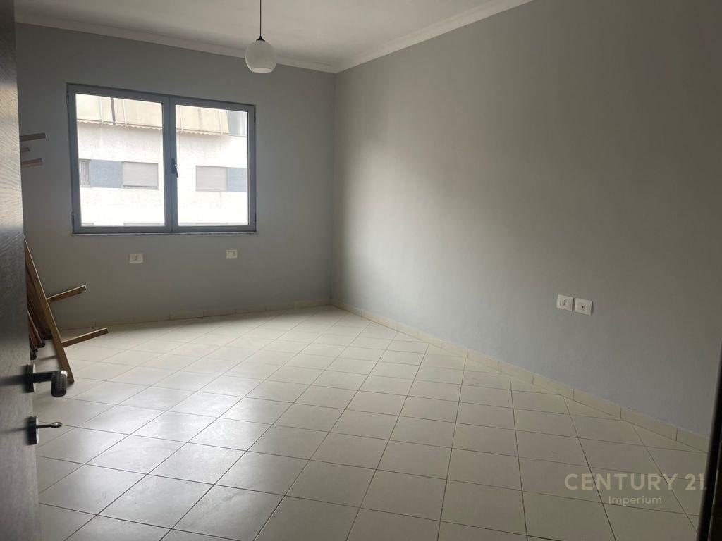 Shesim apartament 2+1+2, ne Astir! – Tiranë - 1
