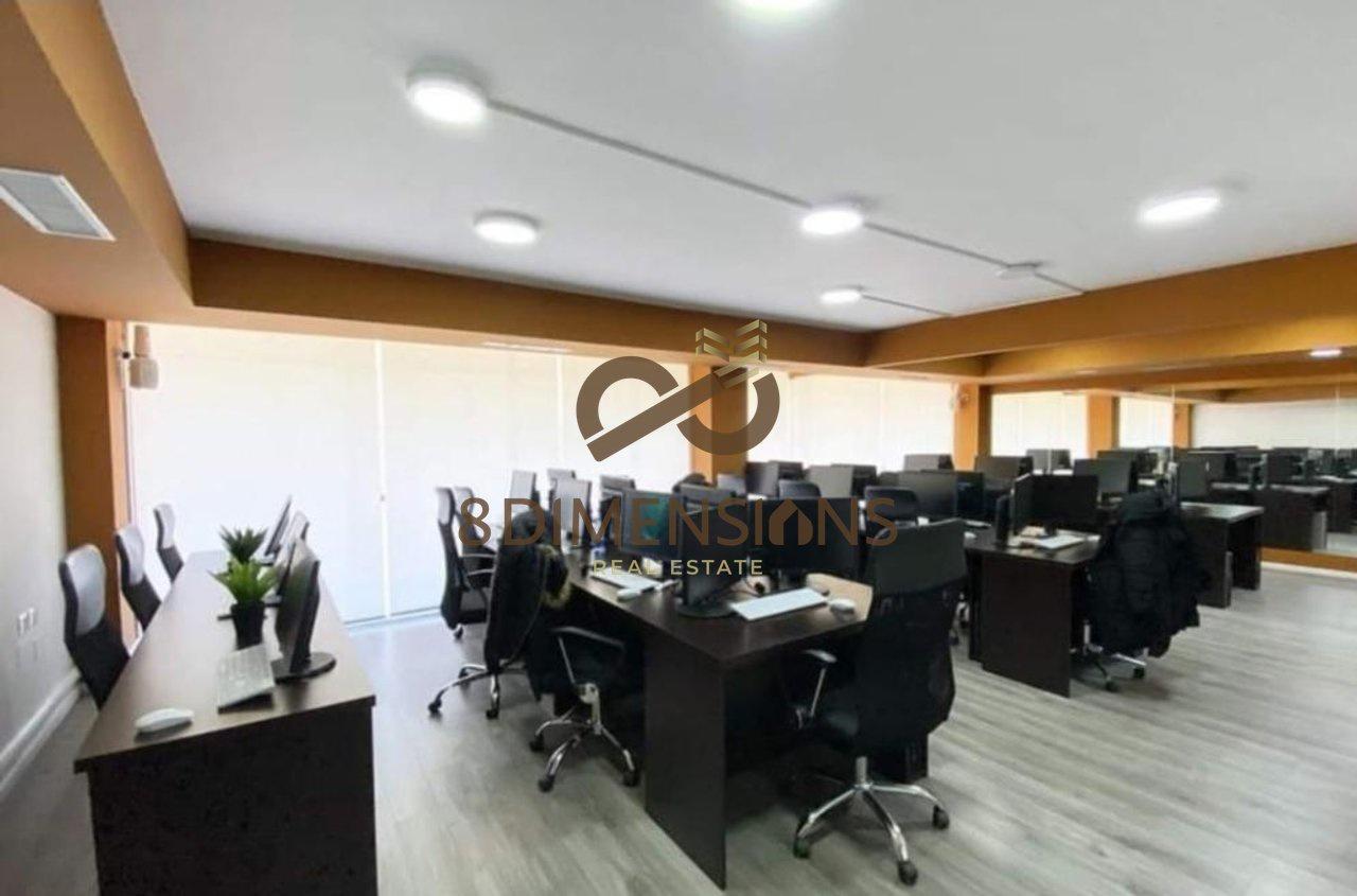 Ambient komercial ideal për biznese ne shitje ne Bllok – Tiranë - 1