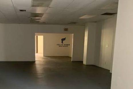 SHITET MAGAZINE 150M2 QTU 150.000 EURO – Tiranë