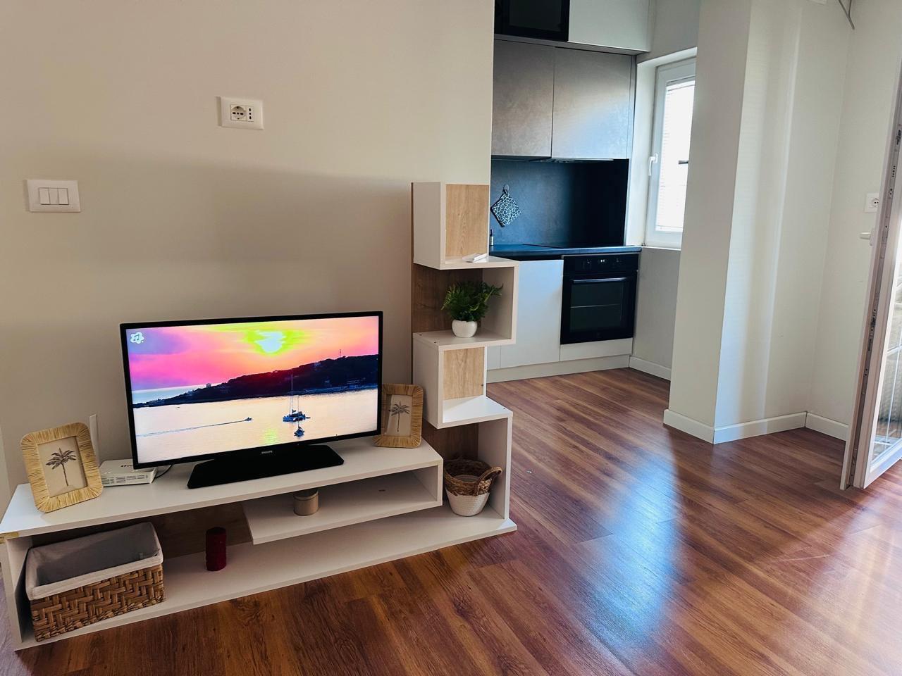 Shitet apartament 1+1 rr. Barrikadave,Kopshtit Bucko ID 5755 – Tiranë - 1