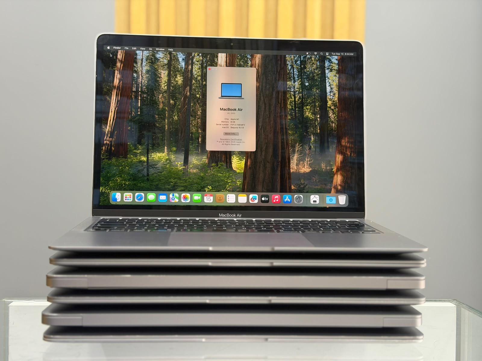 OKAZION MACBOOK AIR 13'' M1 (380EURO) – Tiranë