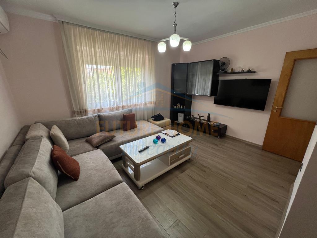0693769552,Shitet, Apartament 2+1, Ali Demi, Tiranë. – Tiranë