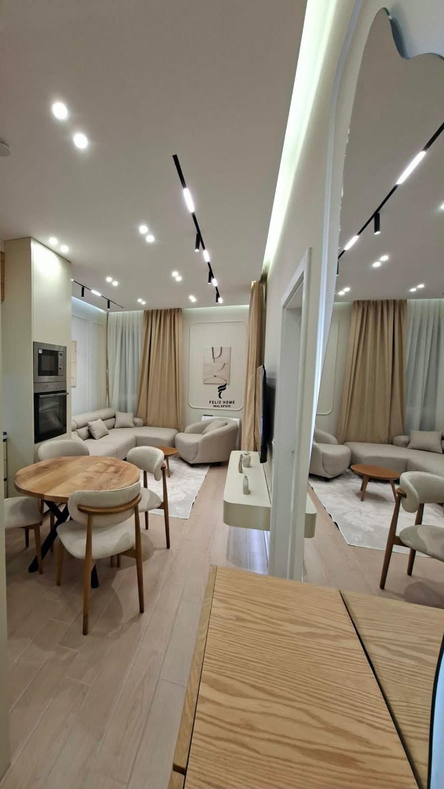 APARTAMENT ME QERA 1+1 BULEVARDI I RI 75.000 LEKE FH-96612 – Tiranë
