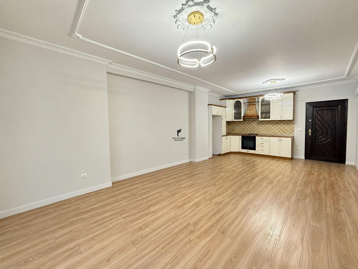 ZYRE ME QERA 110 M2 KOMUNA PARISIT 140.000 LEKE FH-73967 – Tiranë