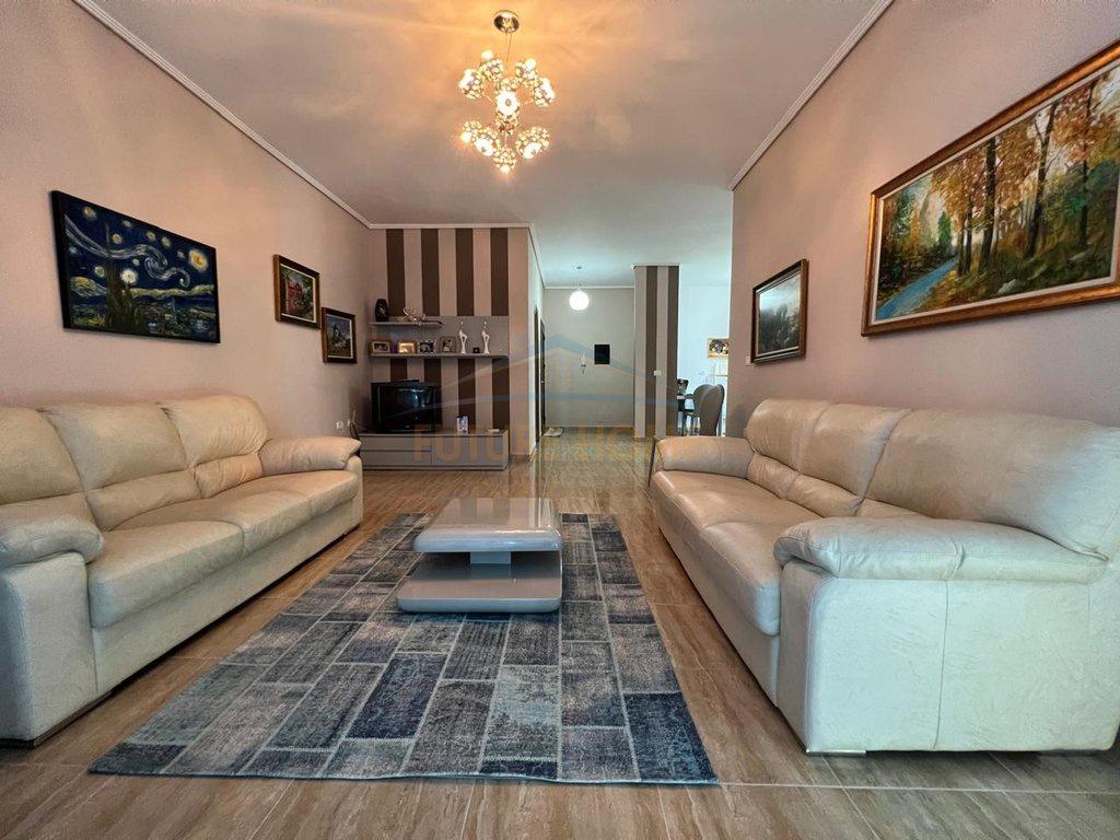 0694603851,Shitet, Apartament 2+1+2, Lushnje – Lushnjë