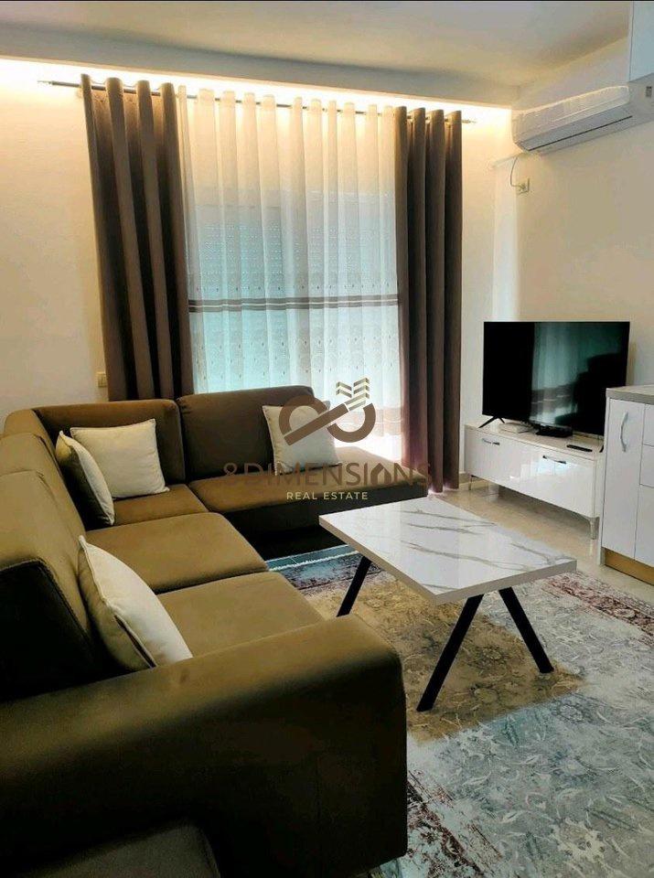 Shitet Apartament 2+1 ne Kamez, rruga Demokracia. – Tiranë
