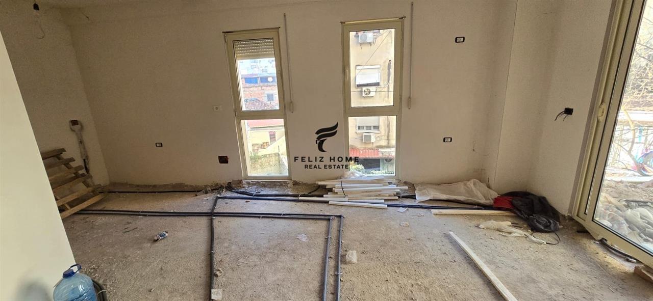 SHITET APARTAMENT 2+1 RRUGA MINE PEZA 179.000 EURO – Tiranë