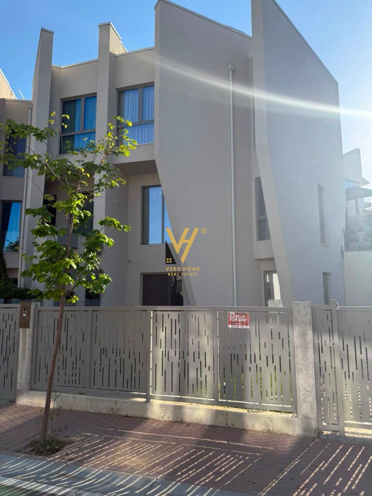 JEPET VILE DY KATESHE TE GREEN VALLEY 400.000 LEKE – Tiranë - 1