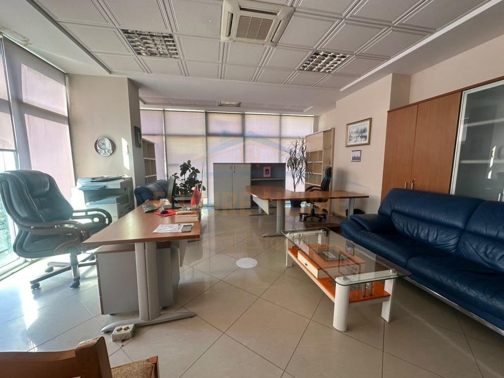 0697048063 Qera, Ambient Biznesi,Gjykata, Durres – Durrës - 1