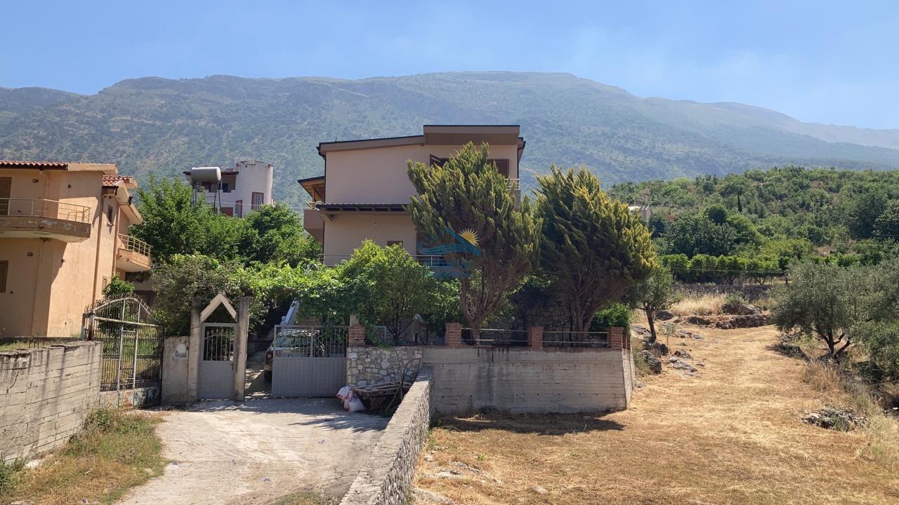 Shtepi Private Per Shitje Ne Vlore – Vlorë - 1