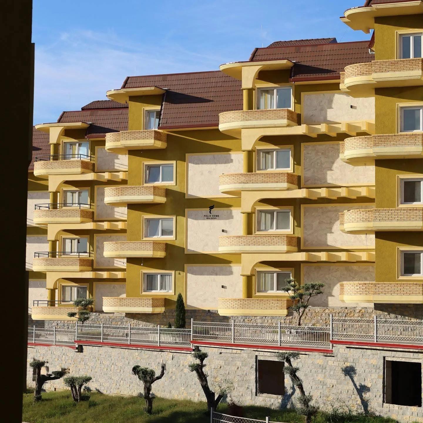 SHITET APARTAMENT 1+1 LIQENI I FARKES 155.000 EURO FH-96040 – Tiranë