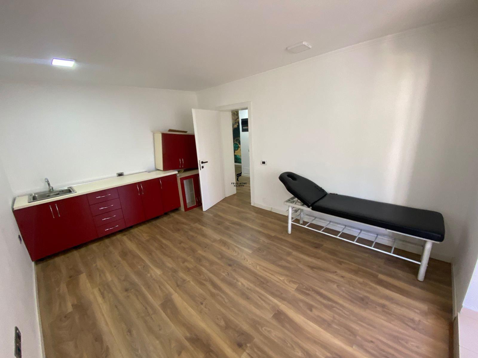 ZYRE ME QERA 80 M2 RRUGA E KAVAJES 800 EURO FH-76550 – Tiranë