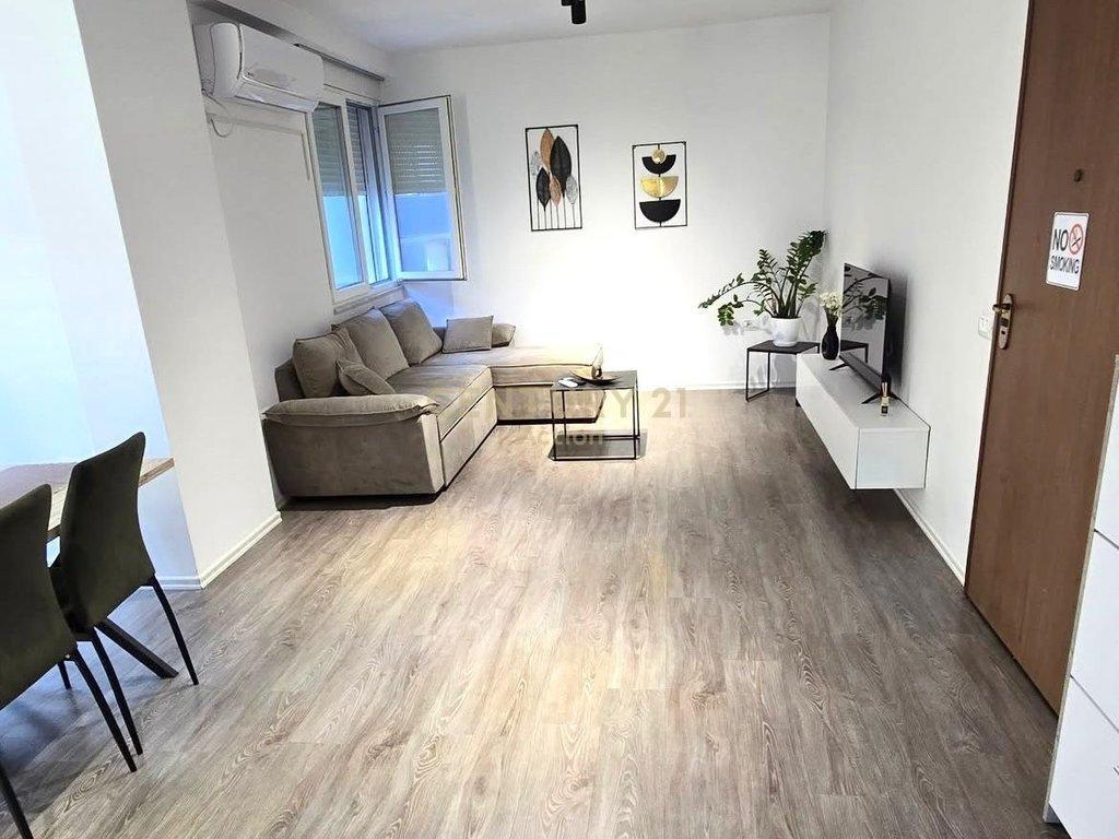 JAPIM ME QIRA APARTAMENT 1+1,PAZARI I RI! – Tiranë - 1