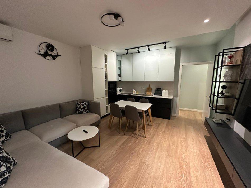 SHITET APARTAMENT 1+1 5 MAJI 160.000 EURO – Tiranë