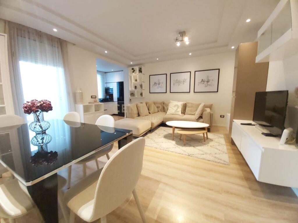Apartament 2+1 per Qera tek Kompleksi ''Nobis'' – Tiranë - 1