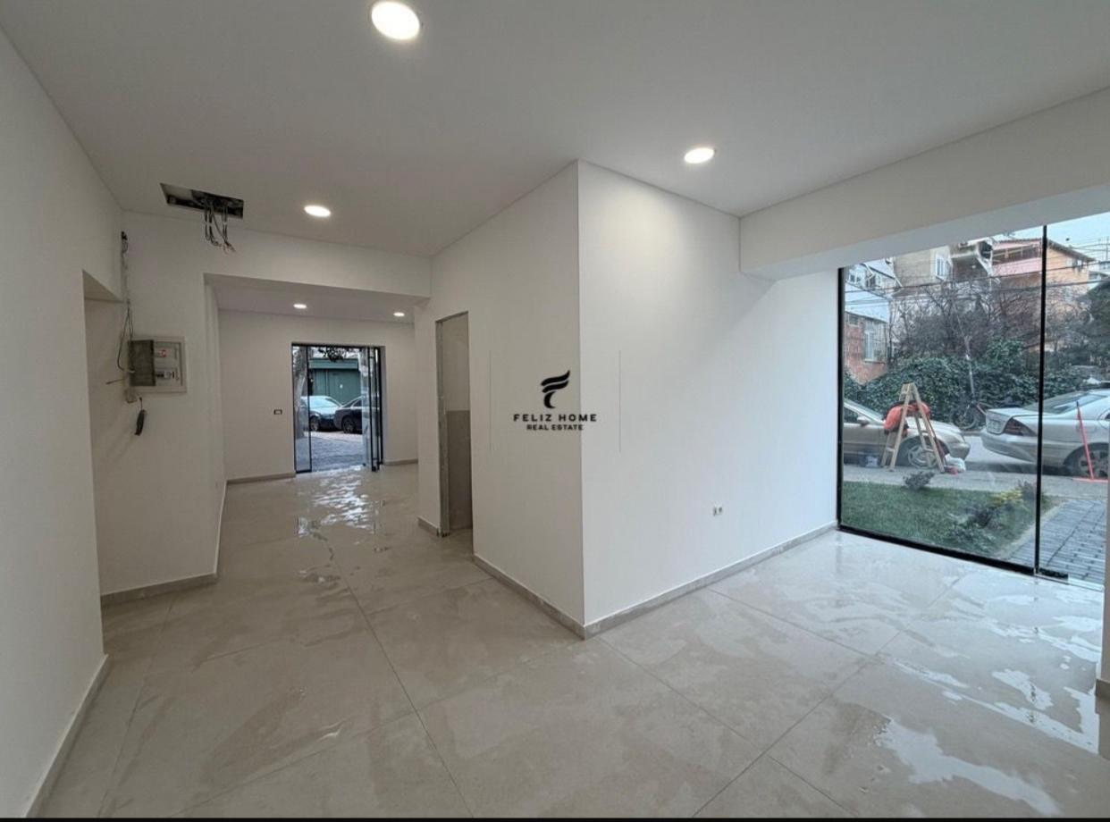 SHITET DYQAN 49 M2 XHAMLLIKU 250.000 EURO – Tiranë
