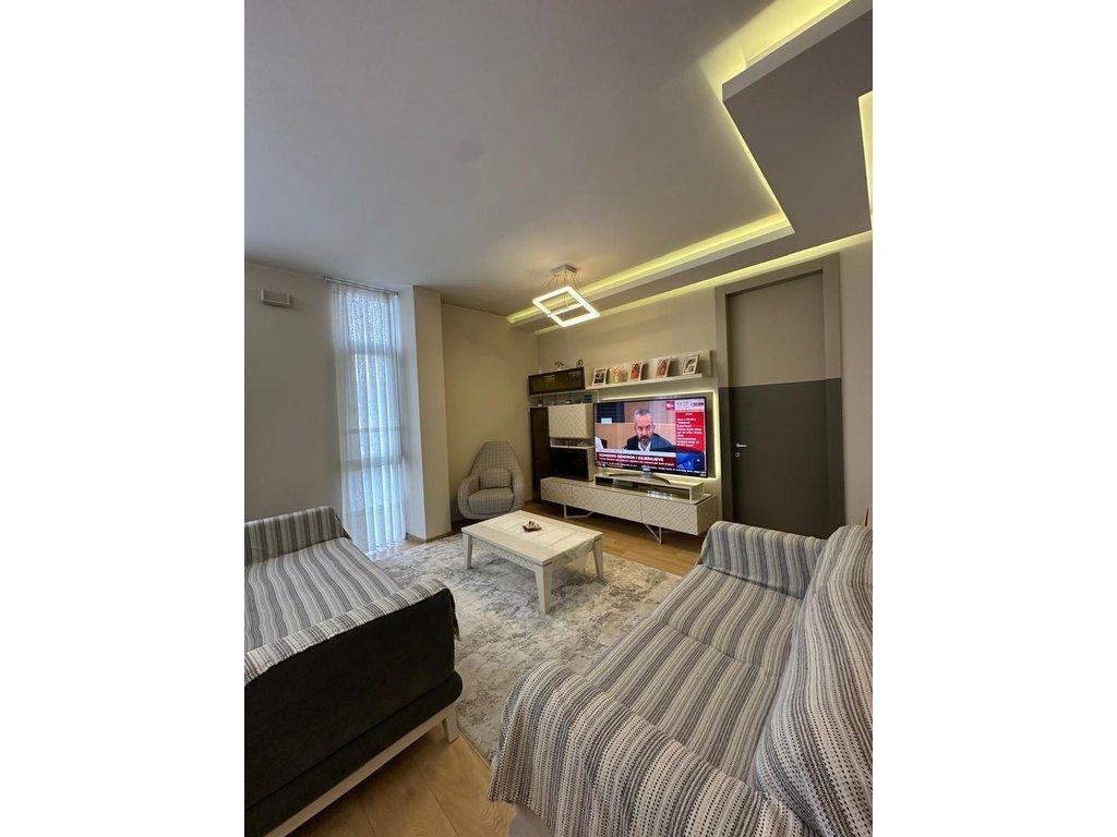 0692268458 Shitet, Apartament 2+1+2, Kompleksi "Kika 2", – Tiranë