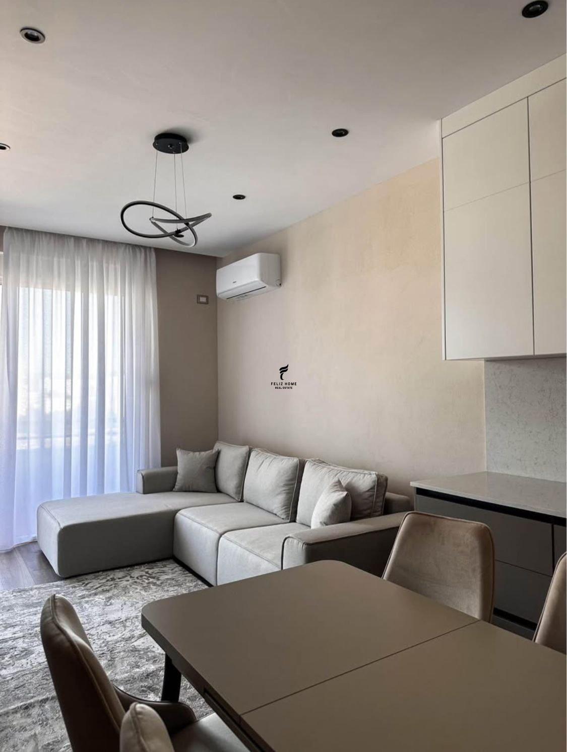 APARTAMENT ME QERA 2+1 CASA ITALIA 75.000 LEKE FH-75995 – Tiranë