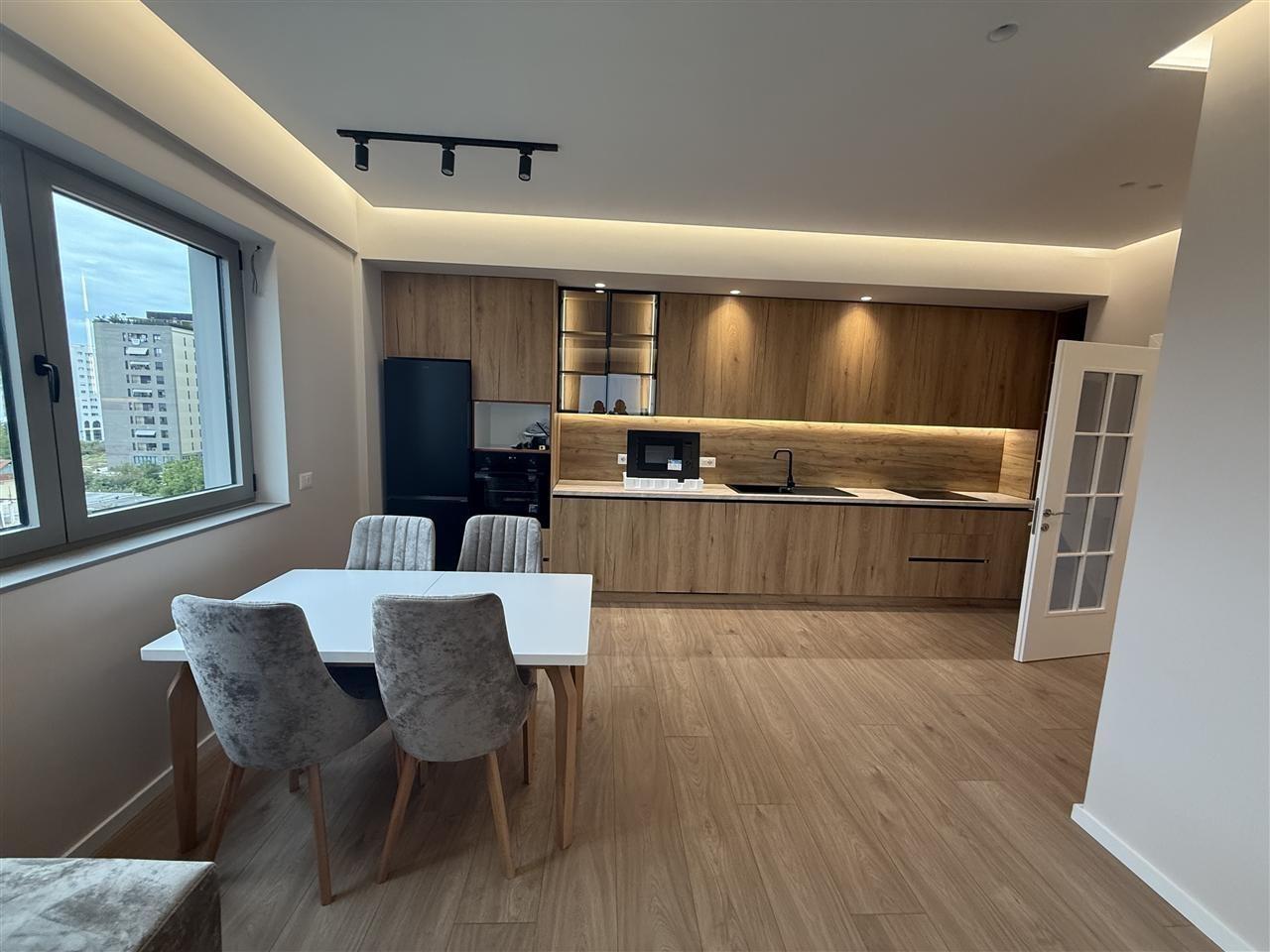 APARTAMENT ME QERA 2+1 FUSHA E AVIACIONIT 80.000 LEKE – Tiranë