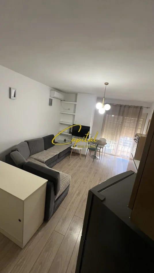 APARTAMENT ME QIRA 1+1 KOMUNA E PARISIT 60.000 LEKE – Tiranë