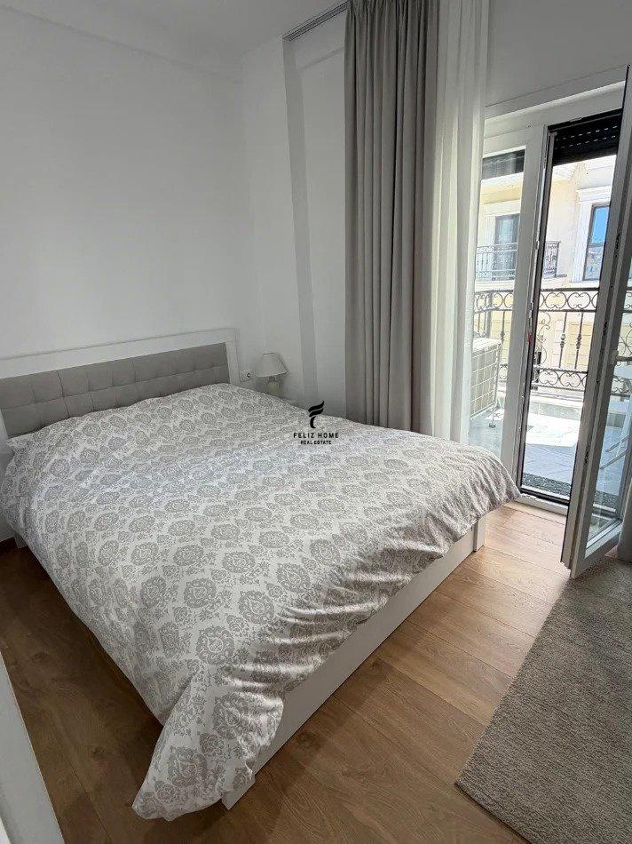 APARTAMENT ME QERA 1+1 SAUK 70.000 LEKE FH-95022 – Tiranë
