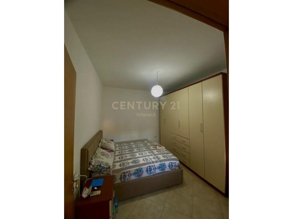 APARTAMENT 1+1 ME QIRA TEK LIQENI I THATE – Tiranë - 1