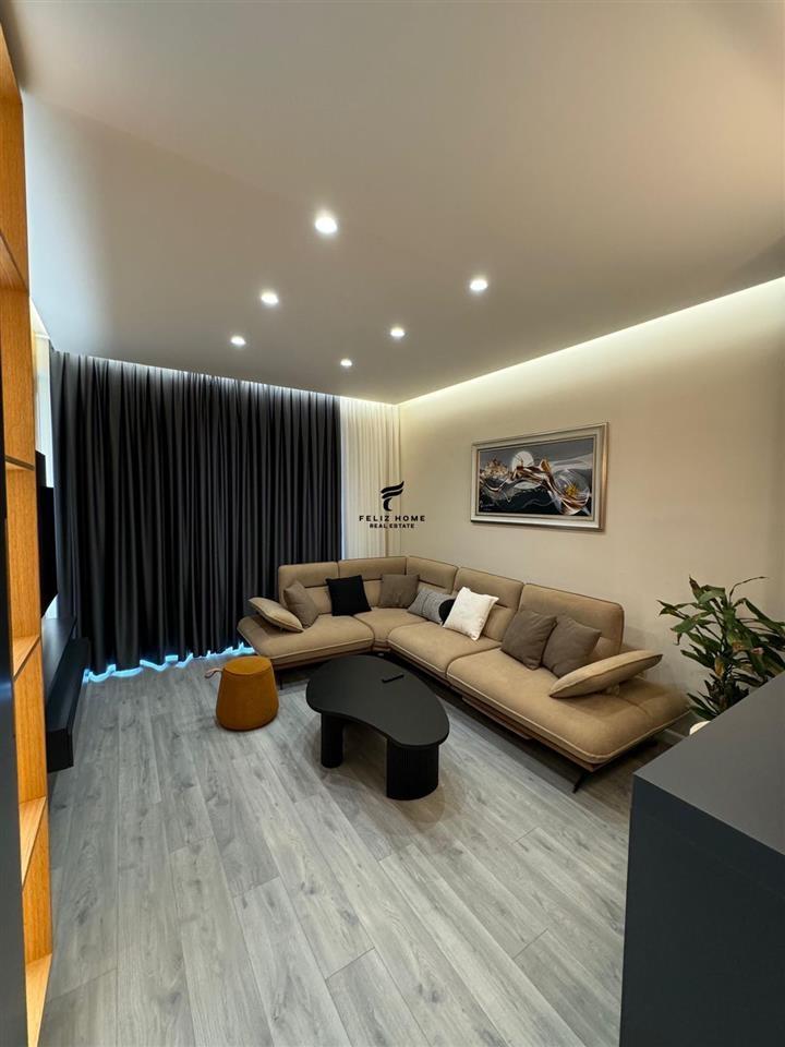 APARTAMENT ME QERA 1+1 KOMUNA E PARISIT 900 EURO – Tiranë