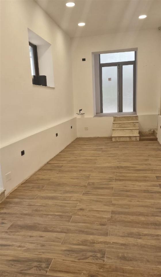 SHITET DYQANI 55 M2 JORDAN MISJA 300.000 EURO – Tiranë - 1