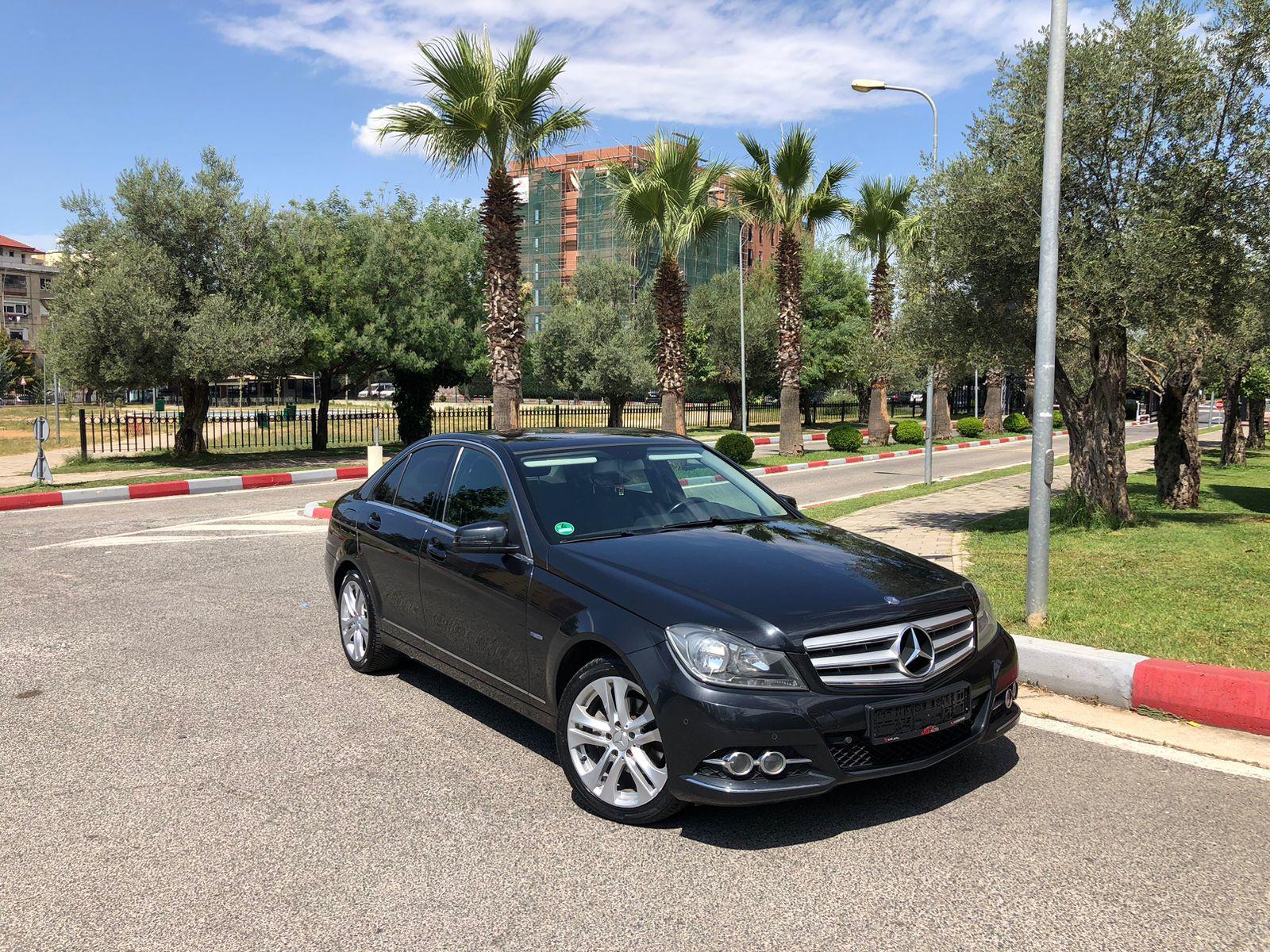 MERCEDEZ C KLASS AVANGARDE 220 DIESEL – Tiranë - 1