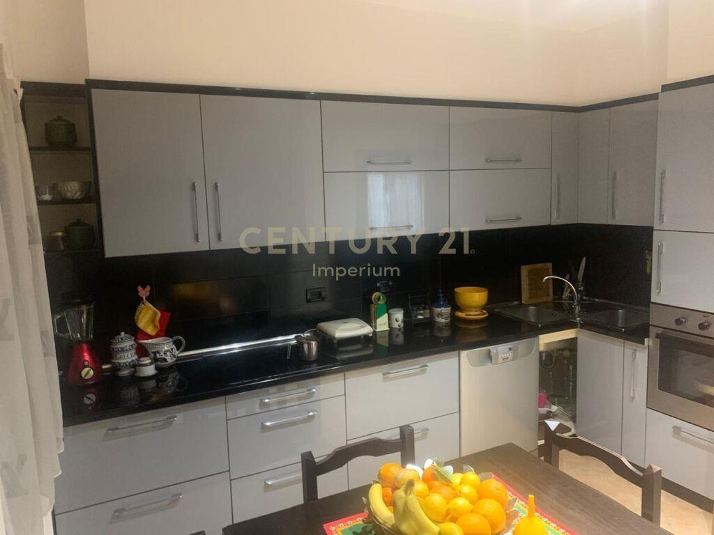 APARTAMENT 3+1 PER SHITJE NE YZBERISHT – Tiranë - 1