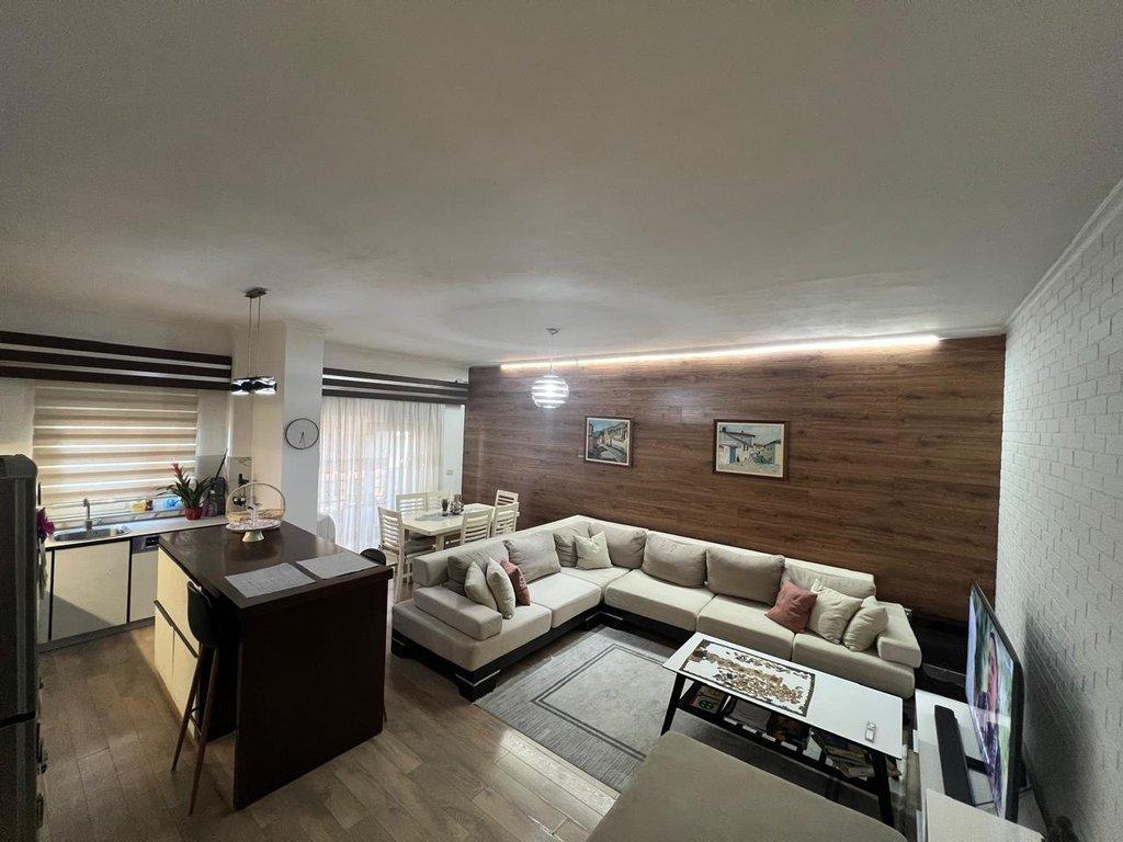 SHITET APARTAMENT 3+1 NE YZBERISHT TOTALISHT I INVESTUAR ! – Tiranë - 1
