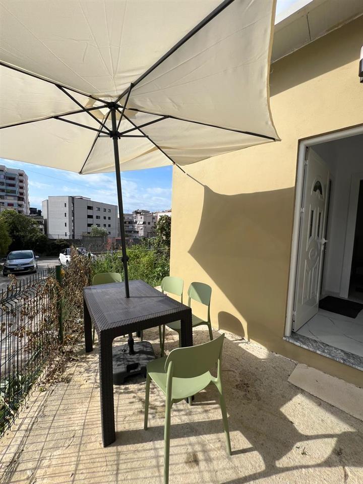 0682064333 JEPET ME QERA 1+1, VOLLGA – Durrës